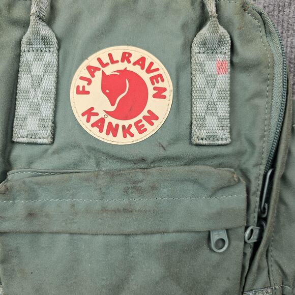 Fjallraven Kanken Mini Backpack Green 23661 Vinylon F Small Daypack Bag Canvas - Picture 2 of 9